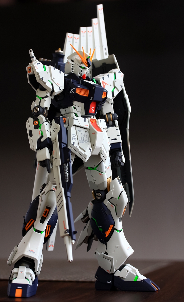 ガンプラ MG マスターグレード νガンダム Ver.Ka 全塗装 完成品 ...