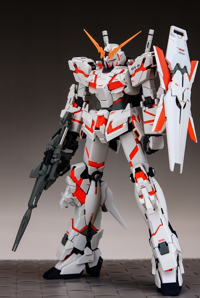 ガンプラ ユニコーンMG完成品ユニコーンモード、 | mdh.com.sa