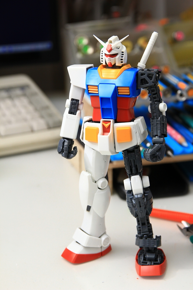 MG 1/100 RX-78 ガンダム Ver.2.0 簡単キットレビュー W23【ぷらもっち】