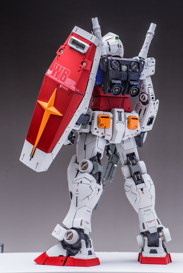 PG UNLEASHED 1/60 RX-78-2 ガンダム X13【ぷらもっち】