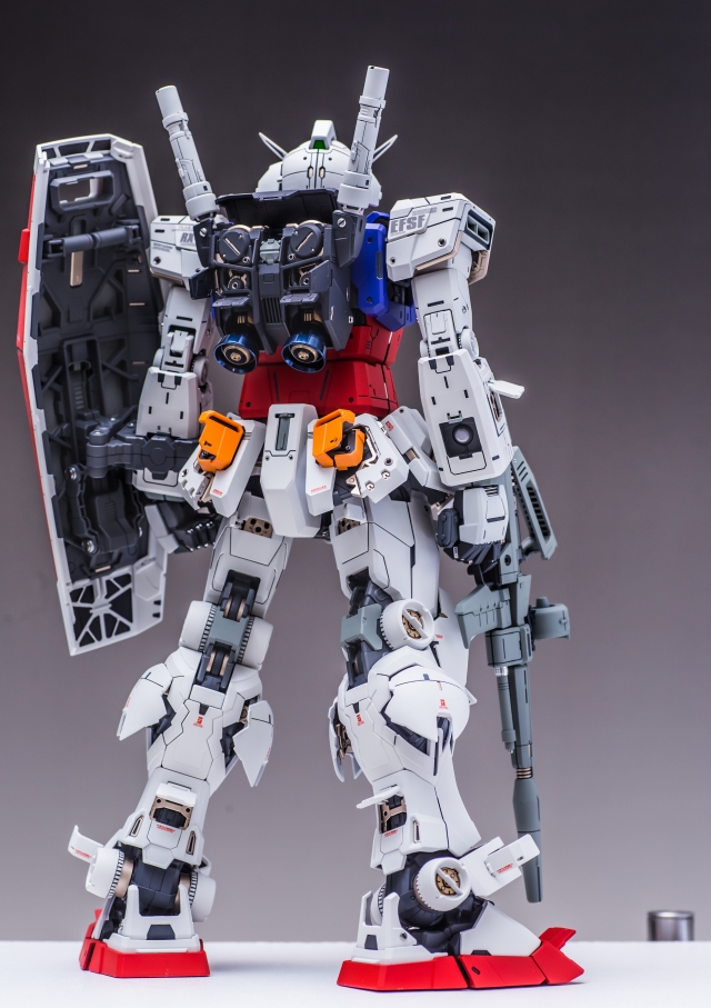 PG UNLEASHED 1/60 RX-78-2 ガンダム X13【ぷらもっち】